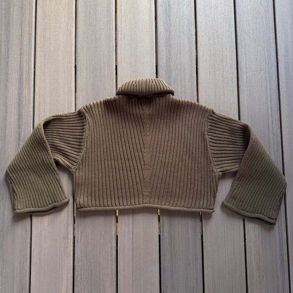 Zara Women’s Ribbed Knit Cropped Cowl Turtleneck 100% Acrylic Sweater Size Small - Picture 2 of 5